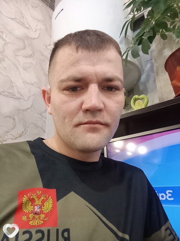 Эдуард, 31, Горно-Алтайске — анкета №3541171