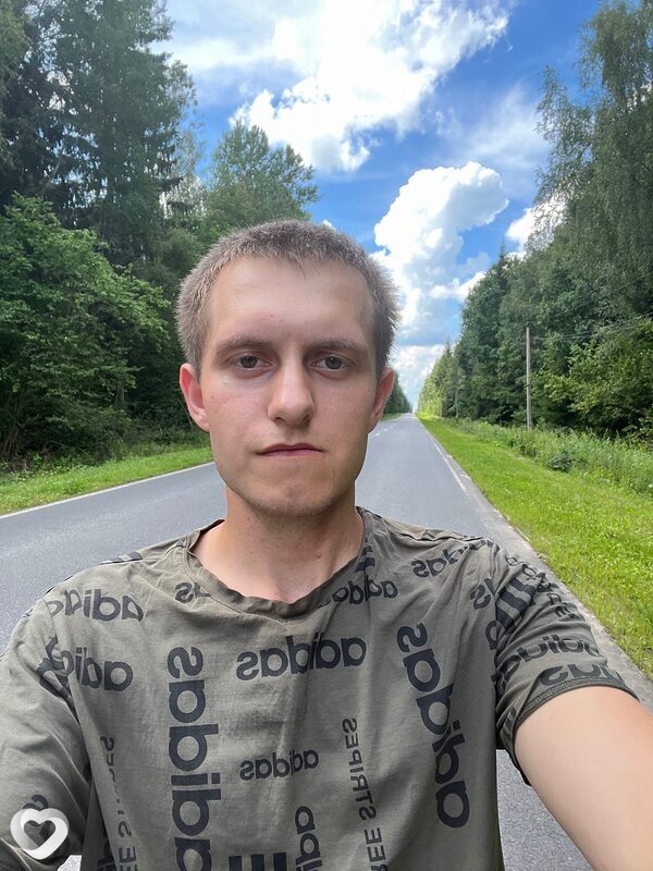 Павел, 22, Брянске — анкета №3541241