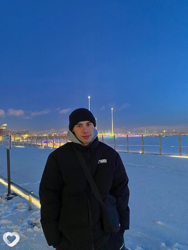 Максим, 22, Санкт-Петербурге — анкета №3541595