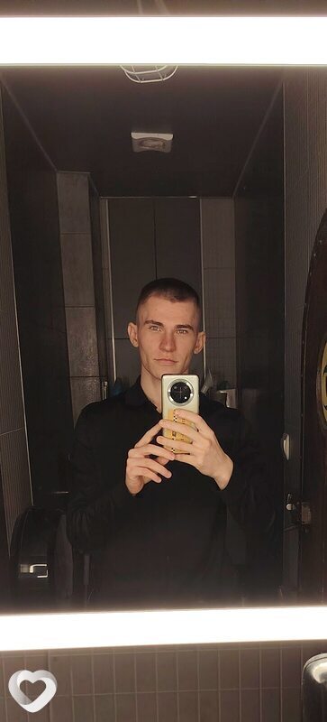 Роман, 21, Курске — анкета №3542459