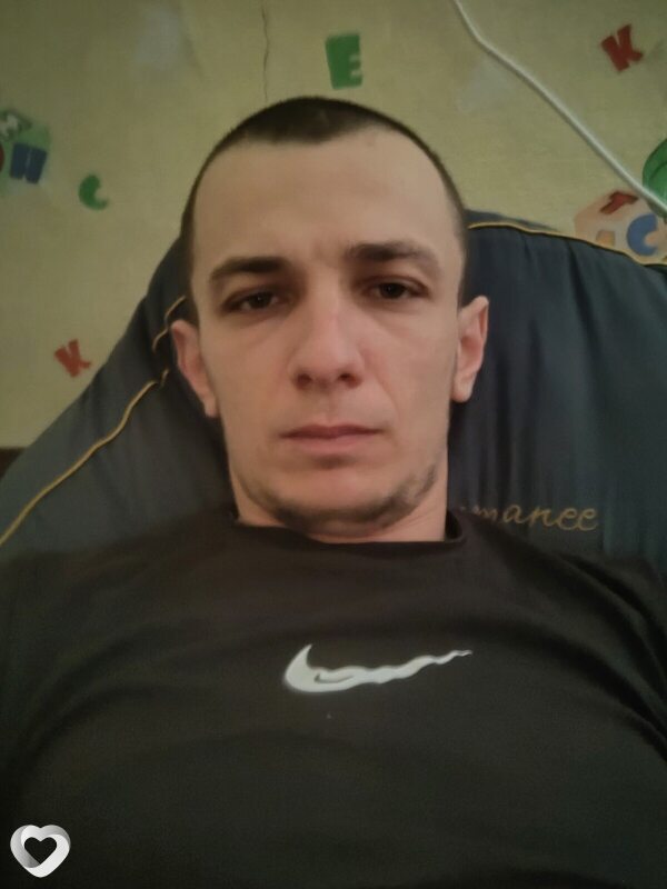 Денис, 29, Луганске — анкета №3543177