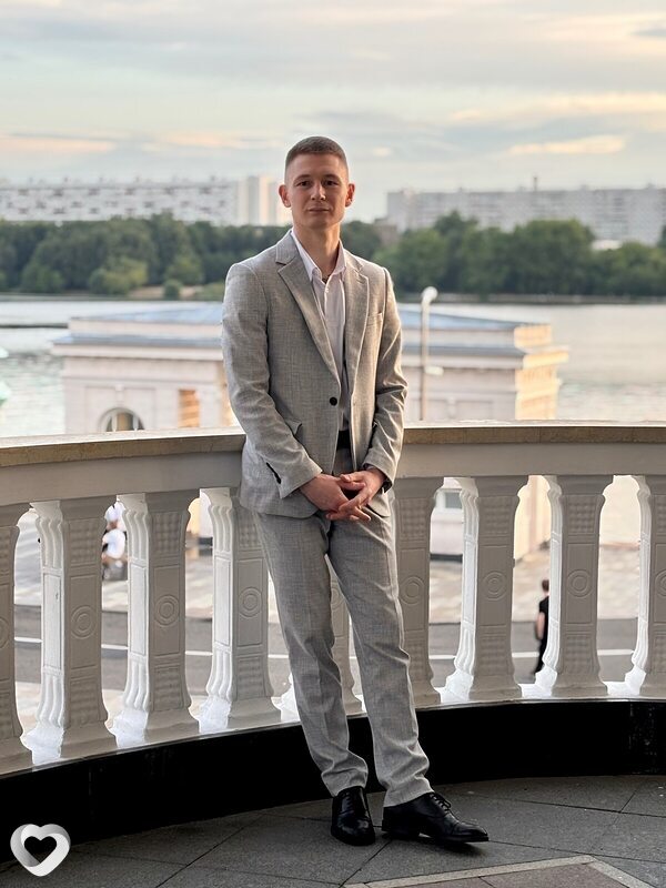 Альберт, 21, Петропавловске-Камчатском — анкета №3543319