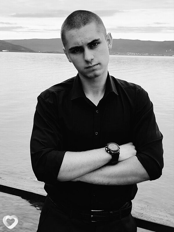 Александр, 18, Иркутске — анкета №3544396