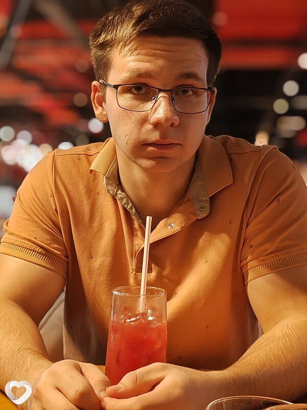Владимир, 22, Самаре — анкета №3545038