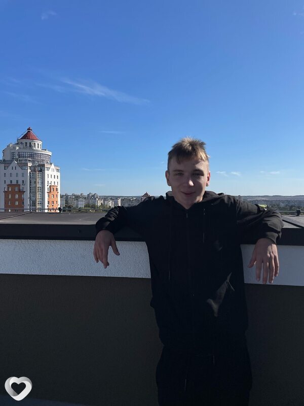 Юрій, 20, Белой Церковь — анкета №3545738