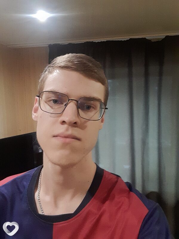 Паша, 19, Кирове — анкета №3545900