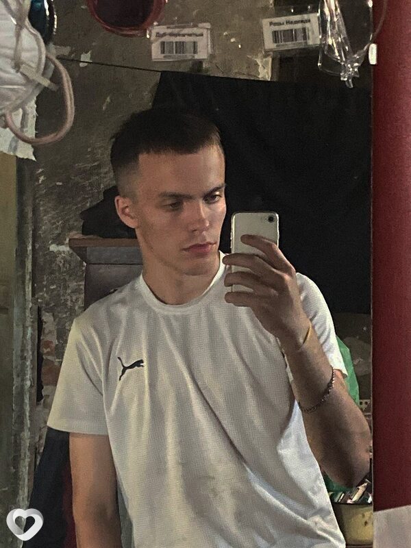 Павел, 21, Комсомольске-на-Амуре — анкета №3546831