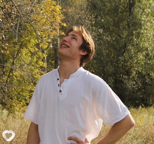 Илья, 23, Барнауле — анкета №3547268