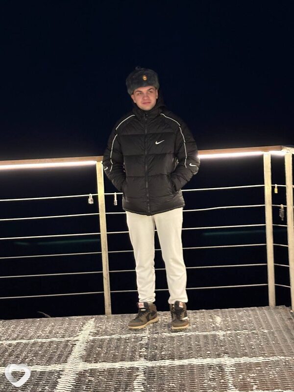 Александр, 21, Иркутске — анкета №3547674