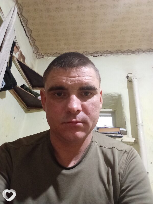 Саша, 35, Шахтах — анкета №3547837