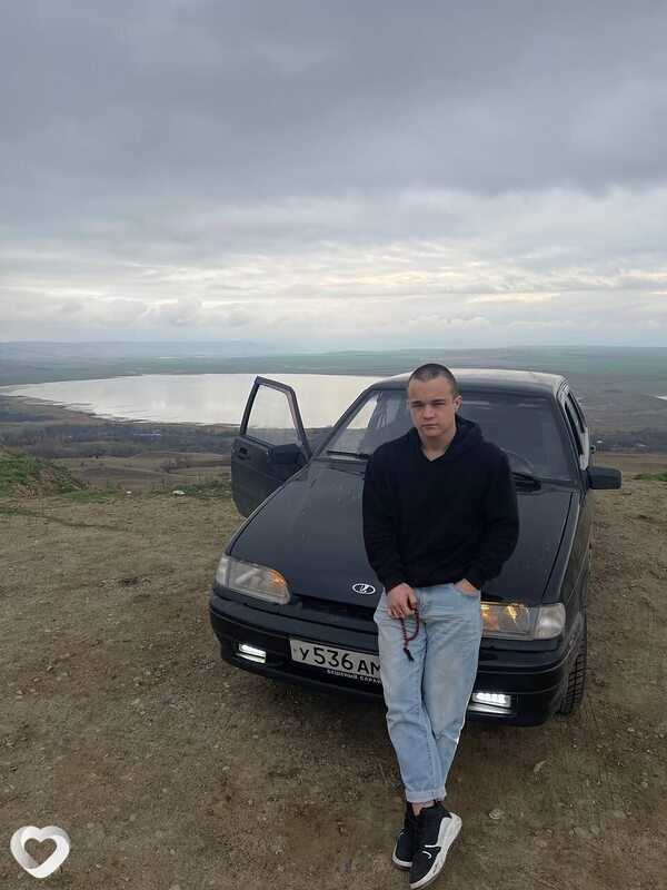 Антон, 21, Ставрополе — анкета №3547874
