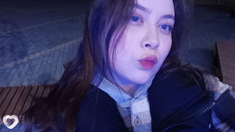 Алёна, 21, Новосибирске — анкета №3548011