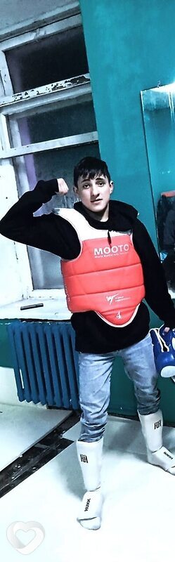 Дамир, 18, Новосибирске — анкета №3548322
