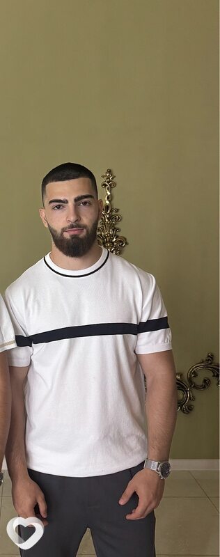 Артем, 22, Армавире — анкета №3548737