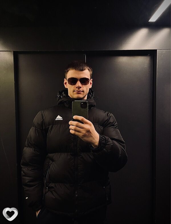 Владимир, 22, Красногорске — анкета №3548944