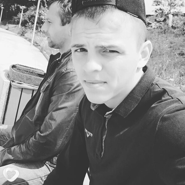 Антон, 28, Уссурийске — анкета №3552872