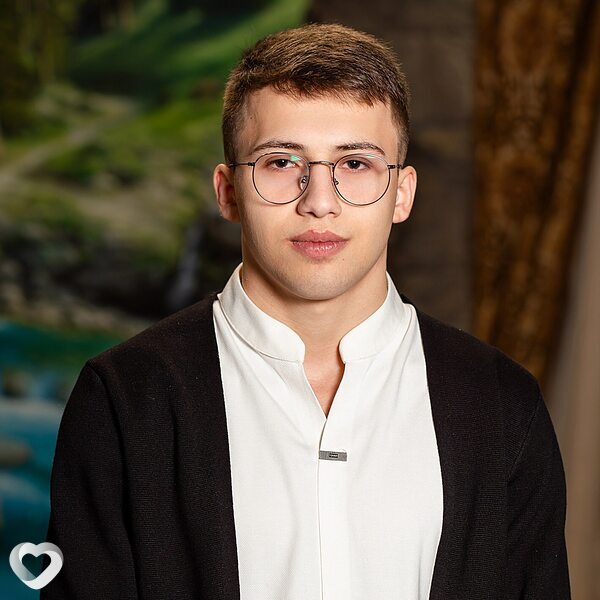 Ренат, 19, Сочи — анкета №3554569