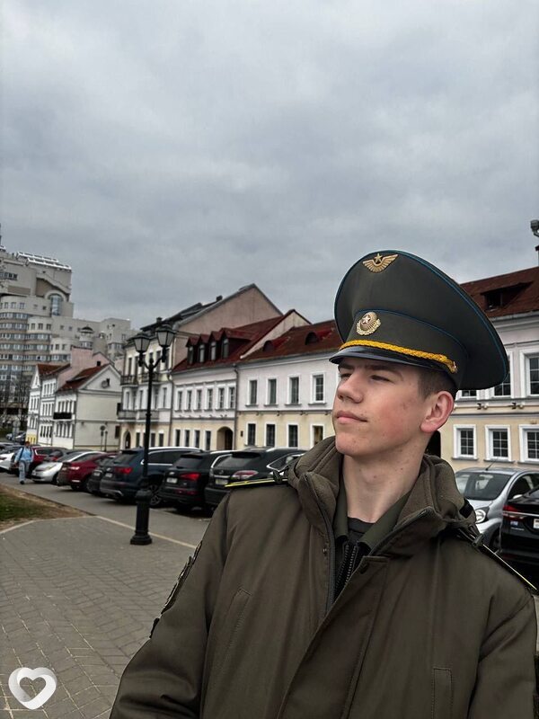 Глеб, 19, Минске — анкета №3555432