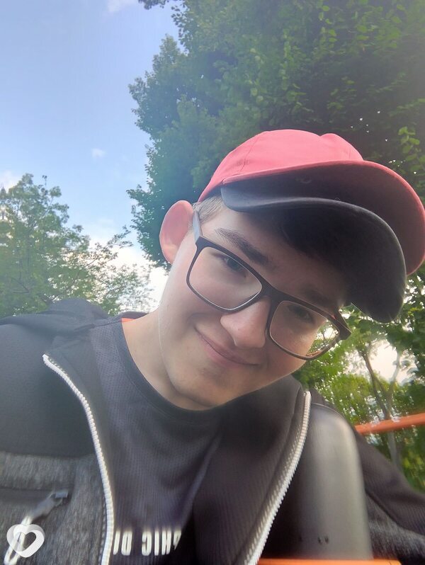 Дима, 19, Калининграде — анкета №3555766