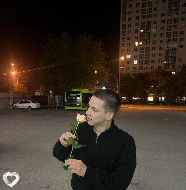 Даниил, 19, Тюмени — анкета №3556347