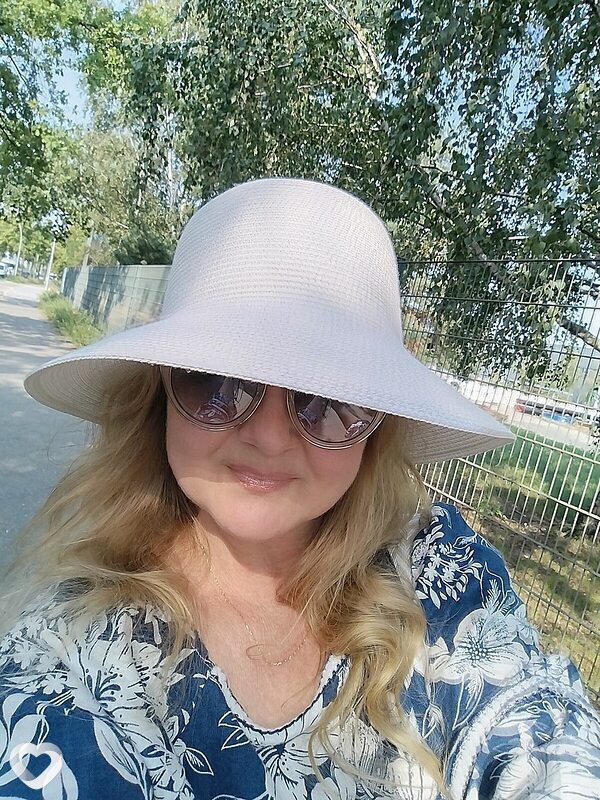 Lena, Берлин