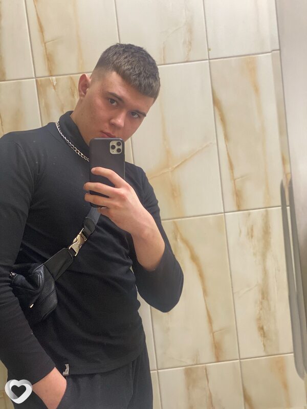 Кирилл, 19, Санкт-Петербурге — анкета №3557224