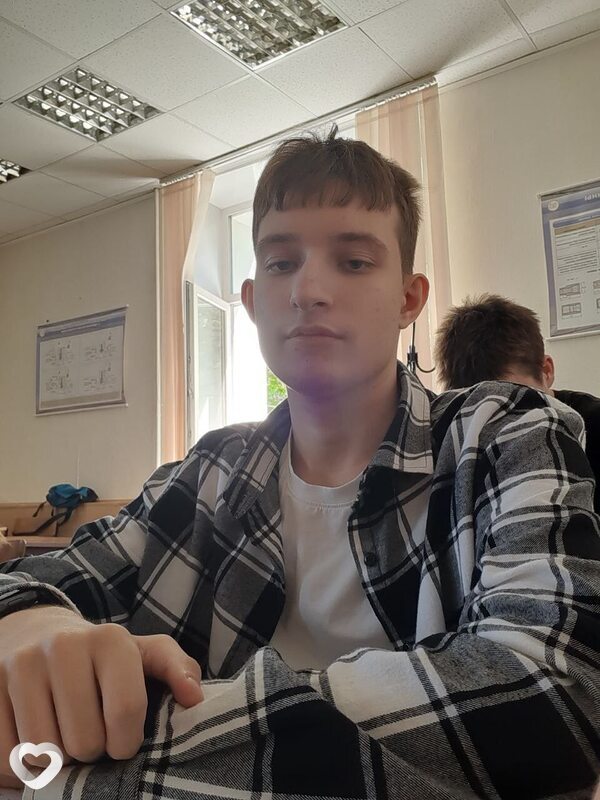 Максим, 19, Оренбурге — анкета №3558812