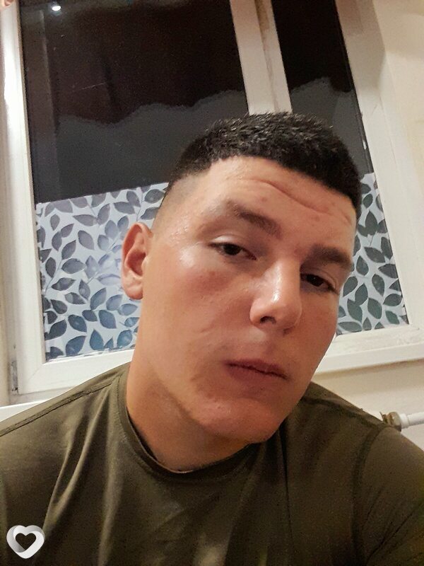 Артём, 20, Славянске-на-Кубани — анкета №3559349