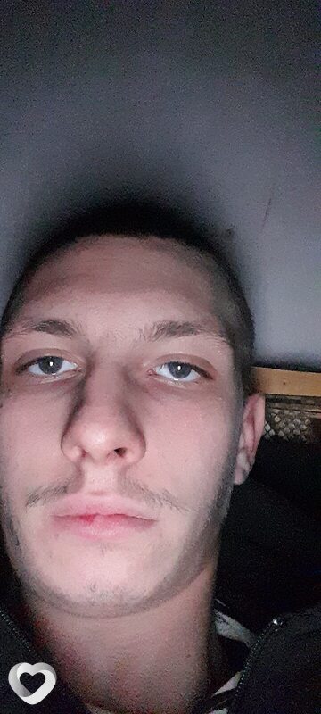 Михаил, 19, Ставрополе — анкета №3559695