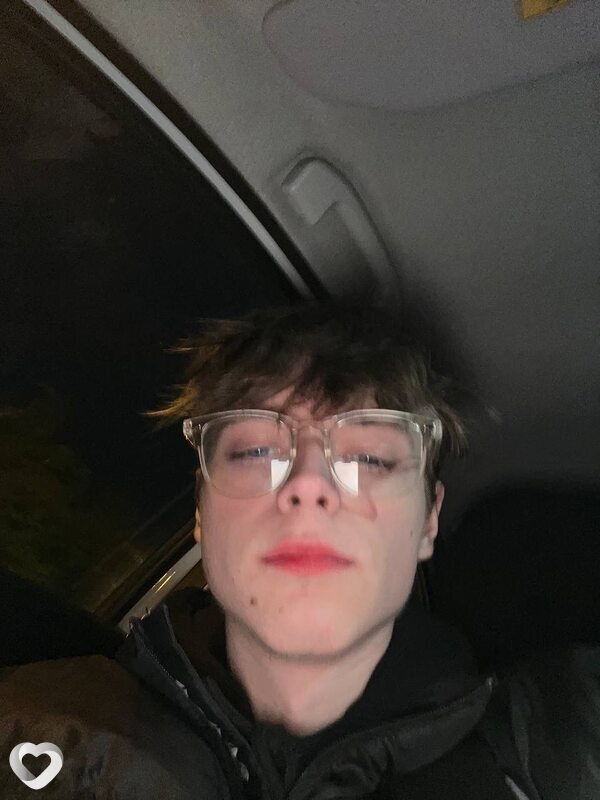 Станислав, 21, Омске — анкета №4686294