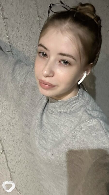 Вика, 20, Луганске — анкета №3560313