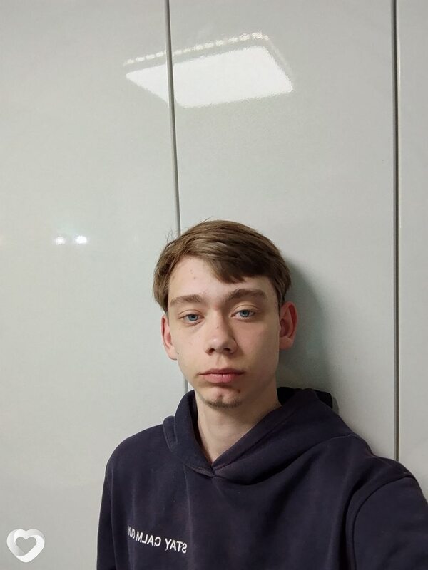 Илья, 19, Владивостоке — анкета №3560489