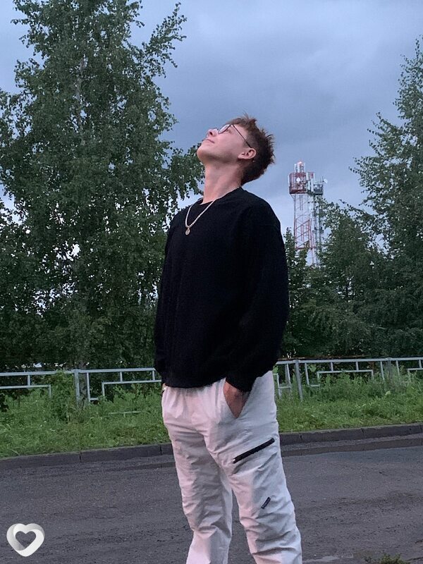 Виталий, 20, Барнауле — анкета №3561715