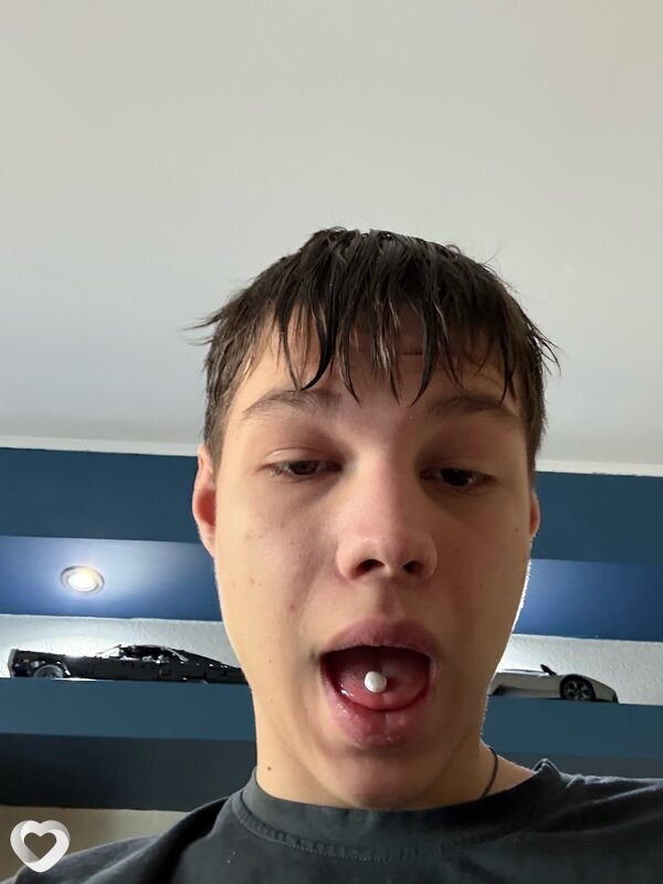 Глеб, 21, Новокузнецке — анкета №3562802