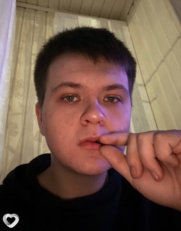 Кирилл, 20, Череповце — анкета №3563314