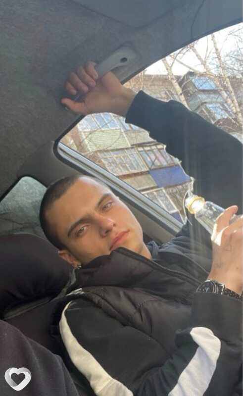 Артур, 22, Орске — анкета №3563475