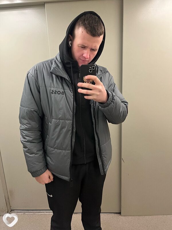 Миша, 22, Кингисеппе — анкета №3563837