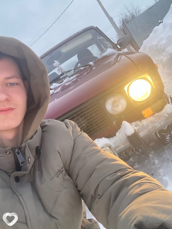 Артём, 19, Пензе — анкета №3563983