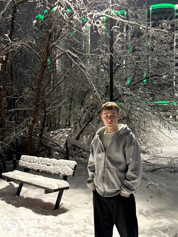 Макар, 18, Новосибирске — анкета №3565804