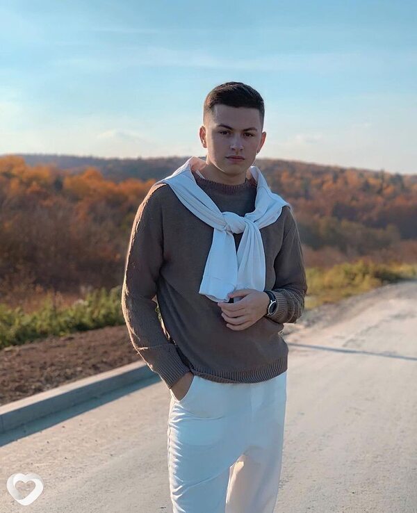 Дима, 20, Москве — анкета №3566146