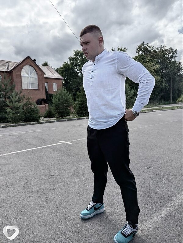 Дмитрий, 25, Череповце — анкета №3566150