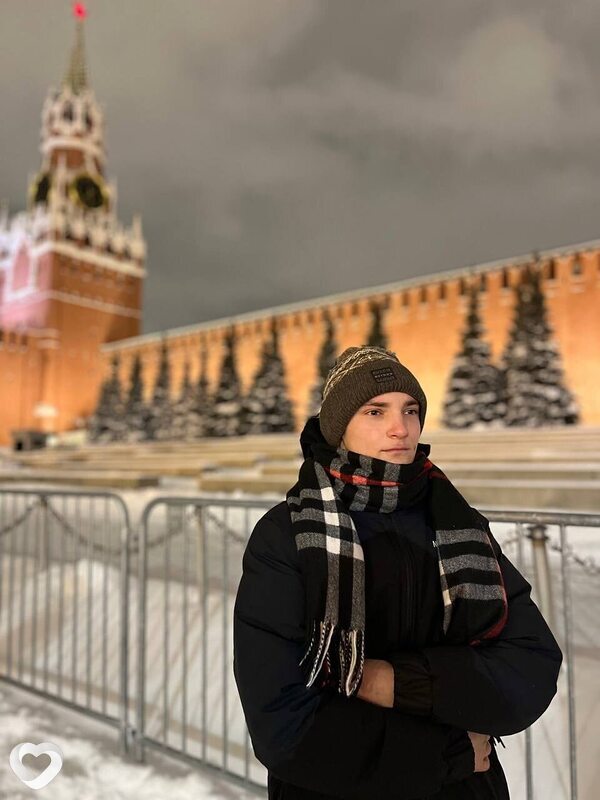 Максим, 20, Щекине — анкета №3567351