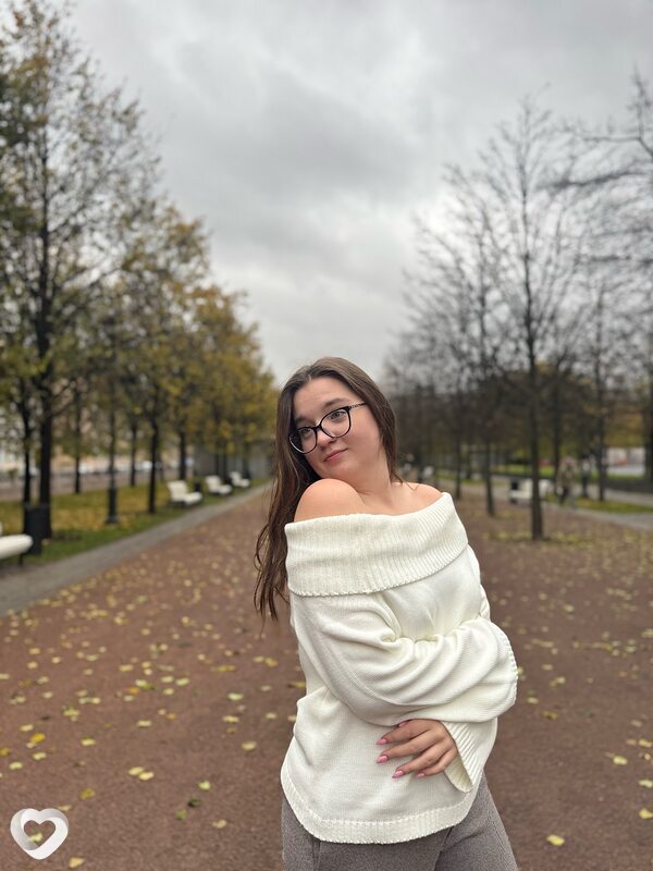 Аня, 19, Санкт-Петербурге — анкета №3567615