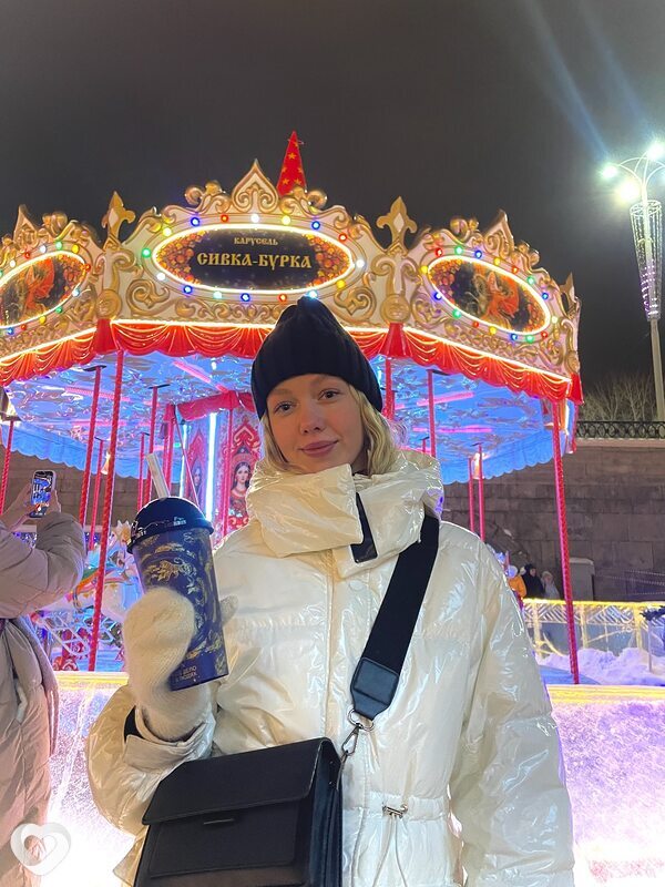 Анастасия, 21, Екатеринбурге — анкета №3567802