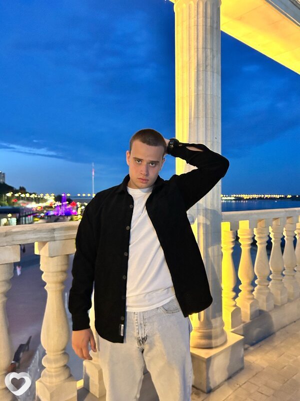 Александр, 21, Москве — анкета №3568064