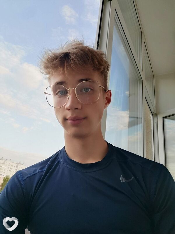 Кирилл, 20, Гродно — анкета №3568779