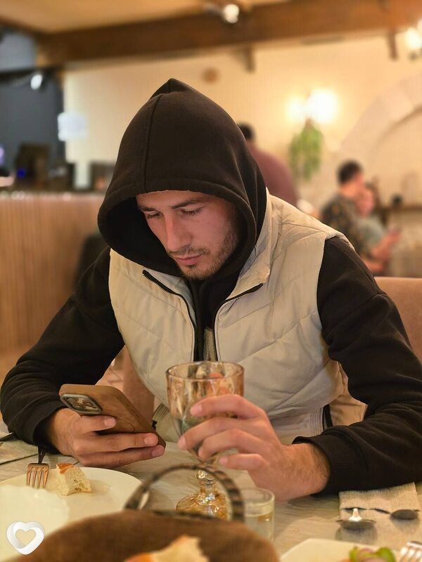 Саня, 23, Москве — анкета №3568949