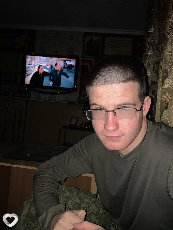 Валерий, 20, Уссурийске — анкета №3568961