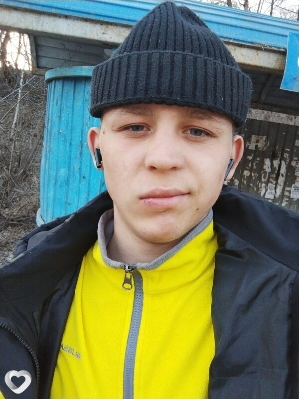 Александр, 21, Новокузнецке — анкета №3569958