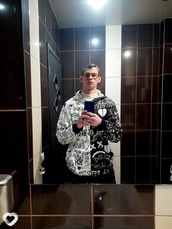 Александр, 20, Астрахани — анкета №3570147